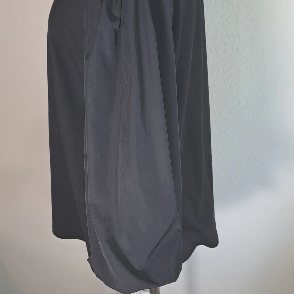 Chico’s Women’s Top Black Knit Silky 3/4 Puffed Sleeve Elastic Crew Neck Size XL